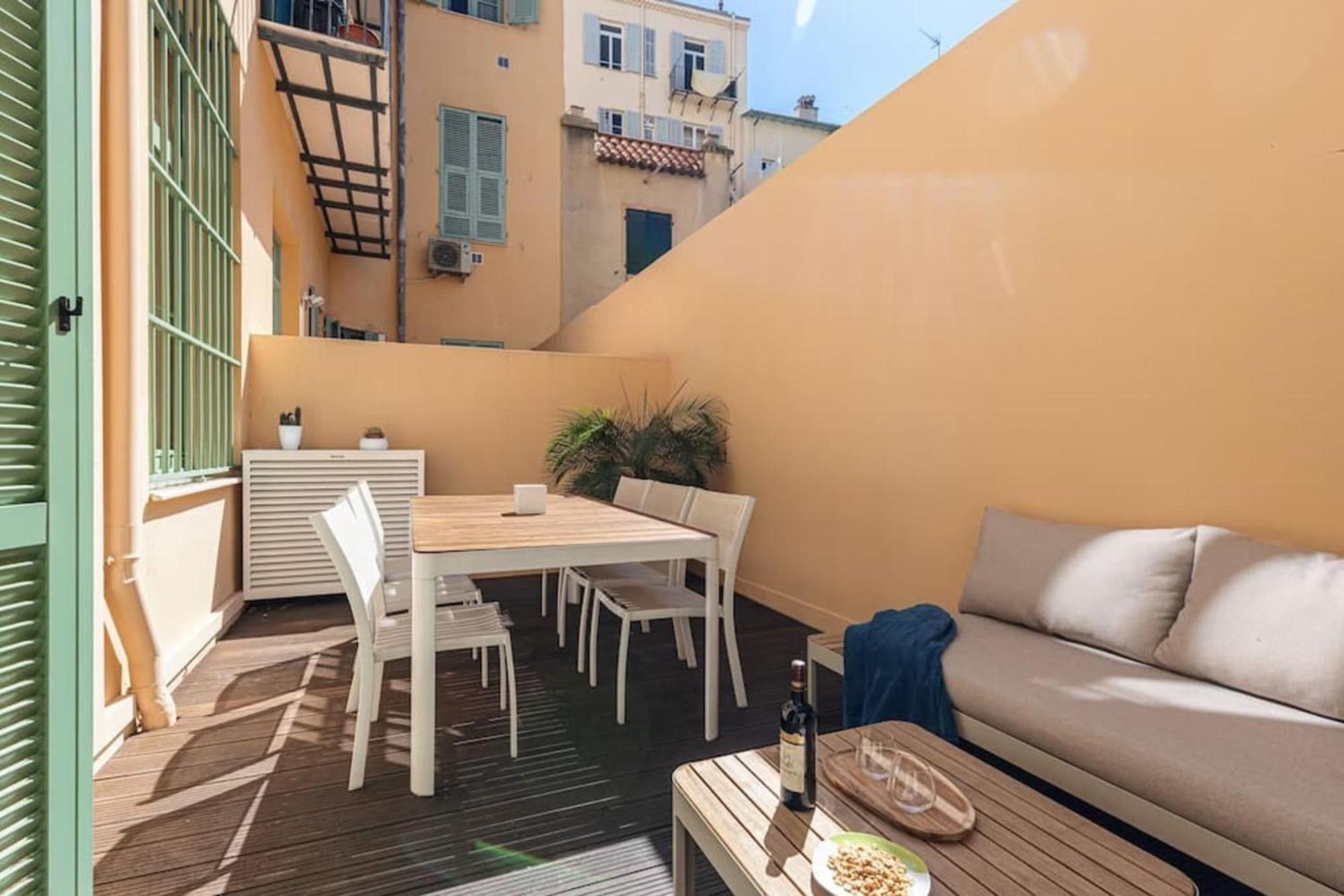 Apartamento Gubernatis - Beautiful Duplex With Terrace Niza Exterior foto